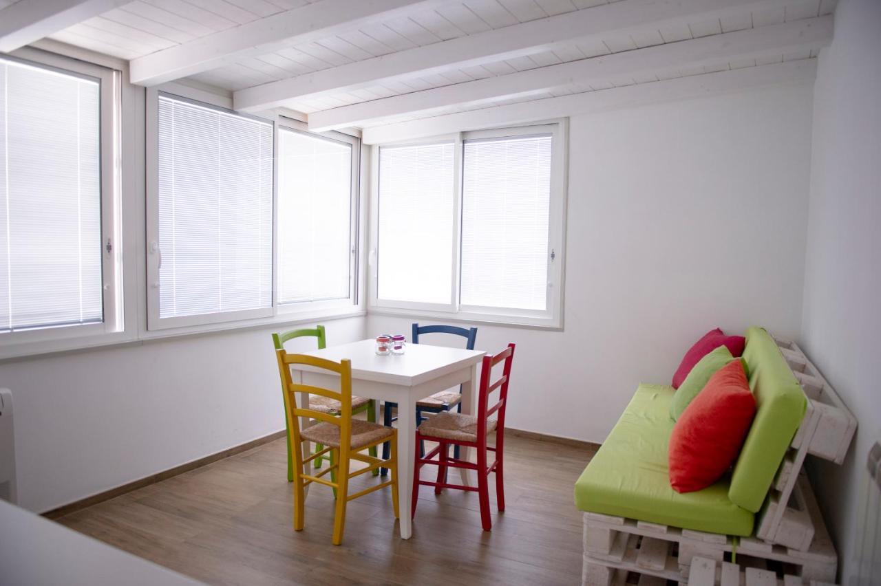 Color Apartment Монополі Екстер'єр фото