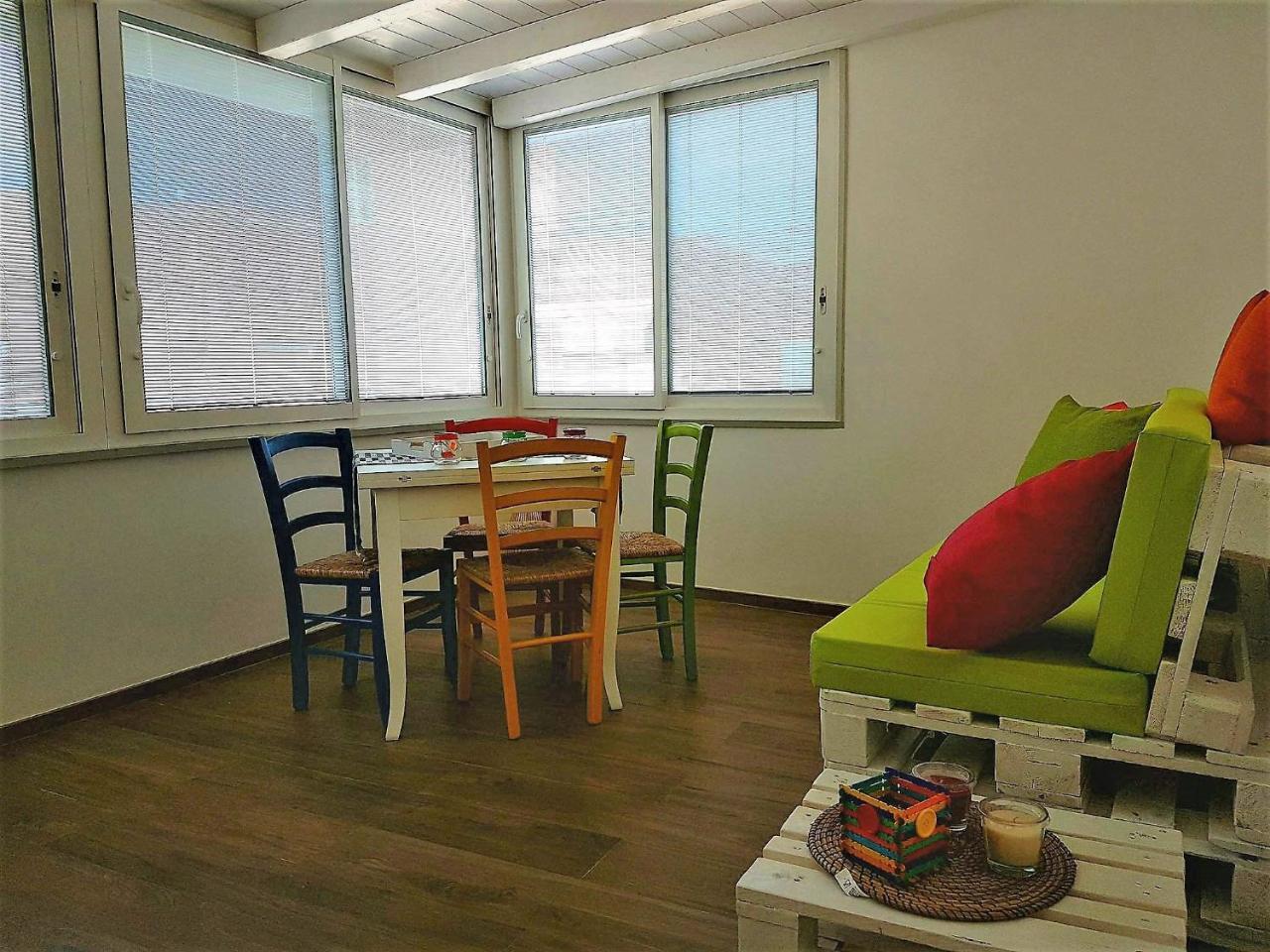 Color Apartment Монополі Екстер'єр фото